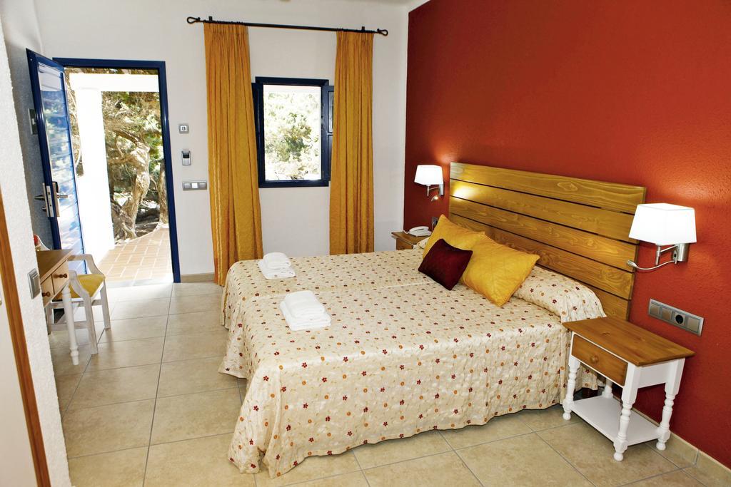Hotel Ca Mari Playa Migjorn Δωμάτιο φωτογραφία