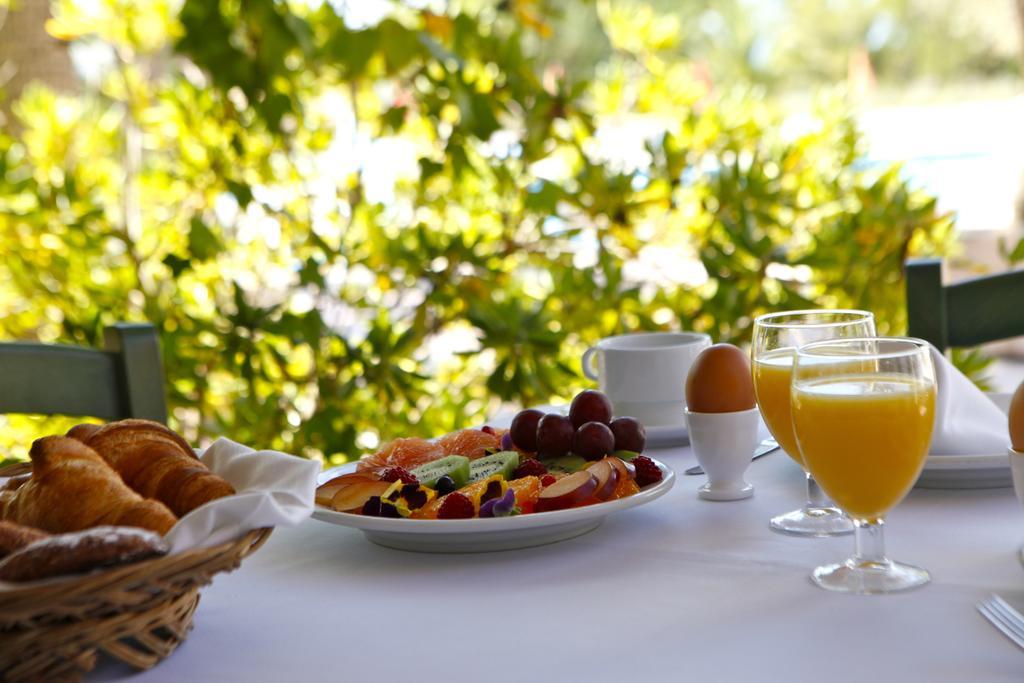 Hotel Ca Mari Playa Migjorn Εξωτερικό φωτογραφία